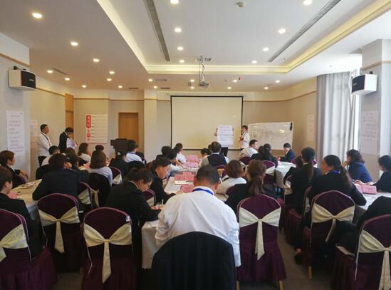 泛華金(jīn)融控股集團河(hé)南(nán)分(fēn)公司“新人(rén)輔導”專題培訓